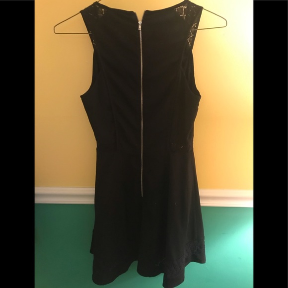 Women’s black dress - size small - Picture 8 of 8